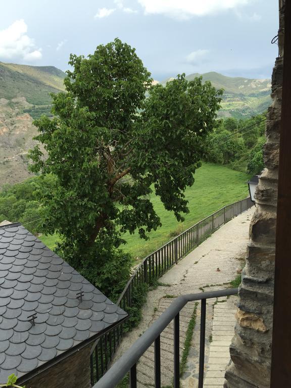 Lo Paller De Roc Montescladó Cameră foto